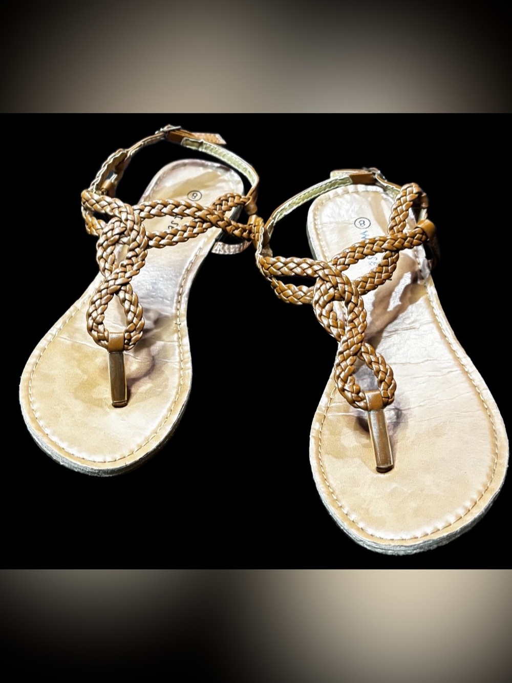 Wet Seal Braided T-Strap Women's Sandals in Tan
